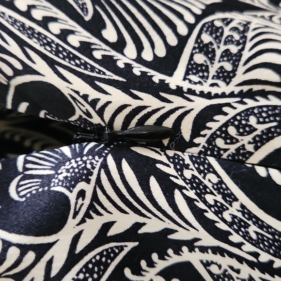 Anthropology Romper Size 4 Bohemian Lounge Paisley Fall Ruffle Sleeve - Picture 14 of 15